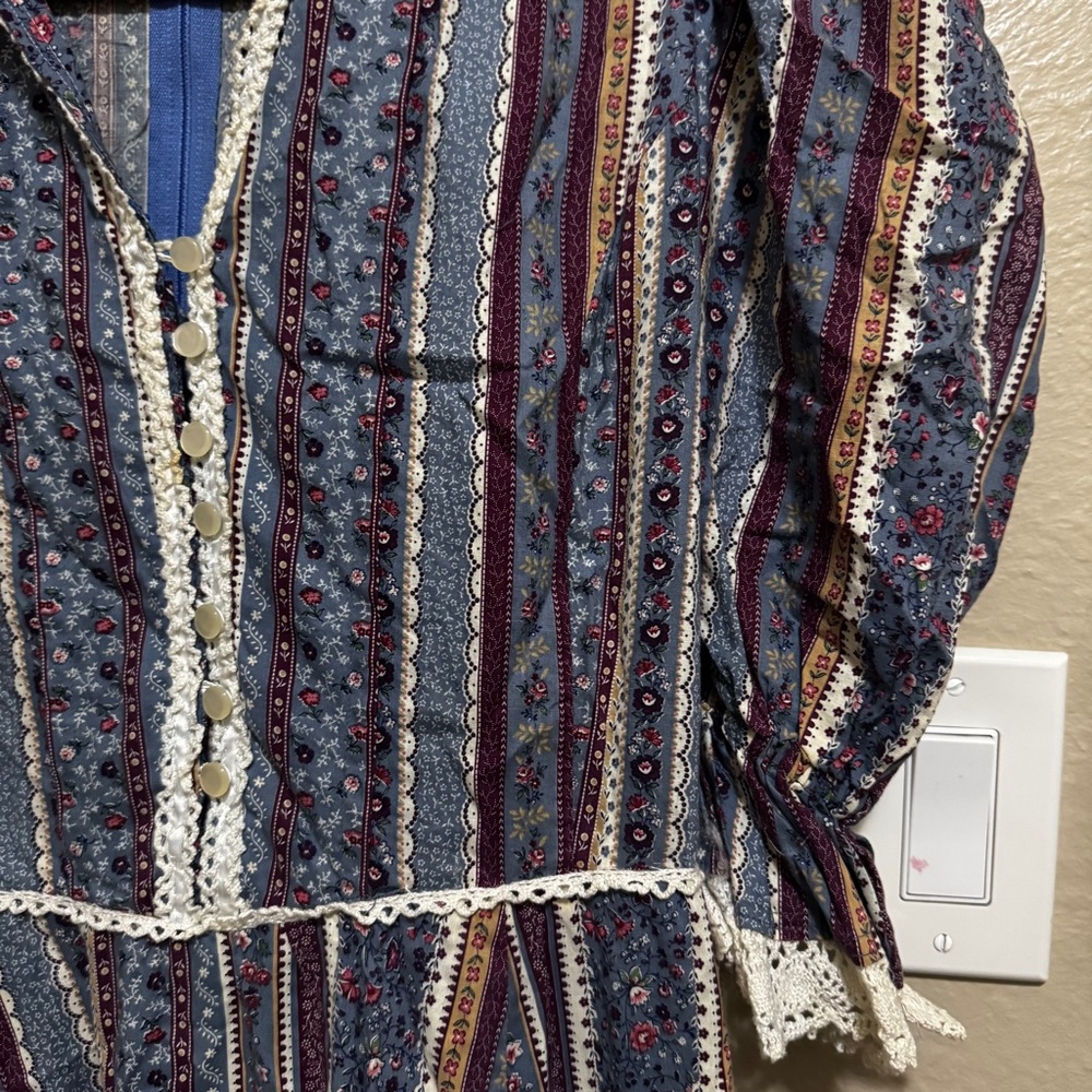 VINTAGE HANDMADE DRESS - Picture 6 of 15